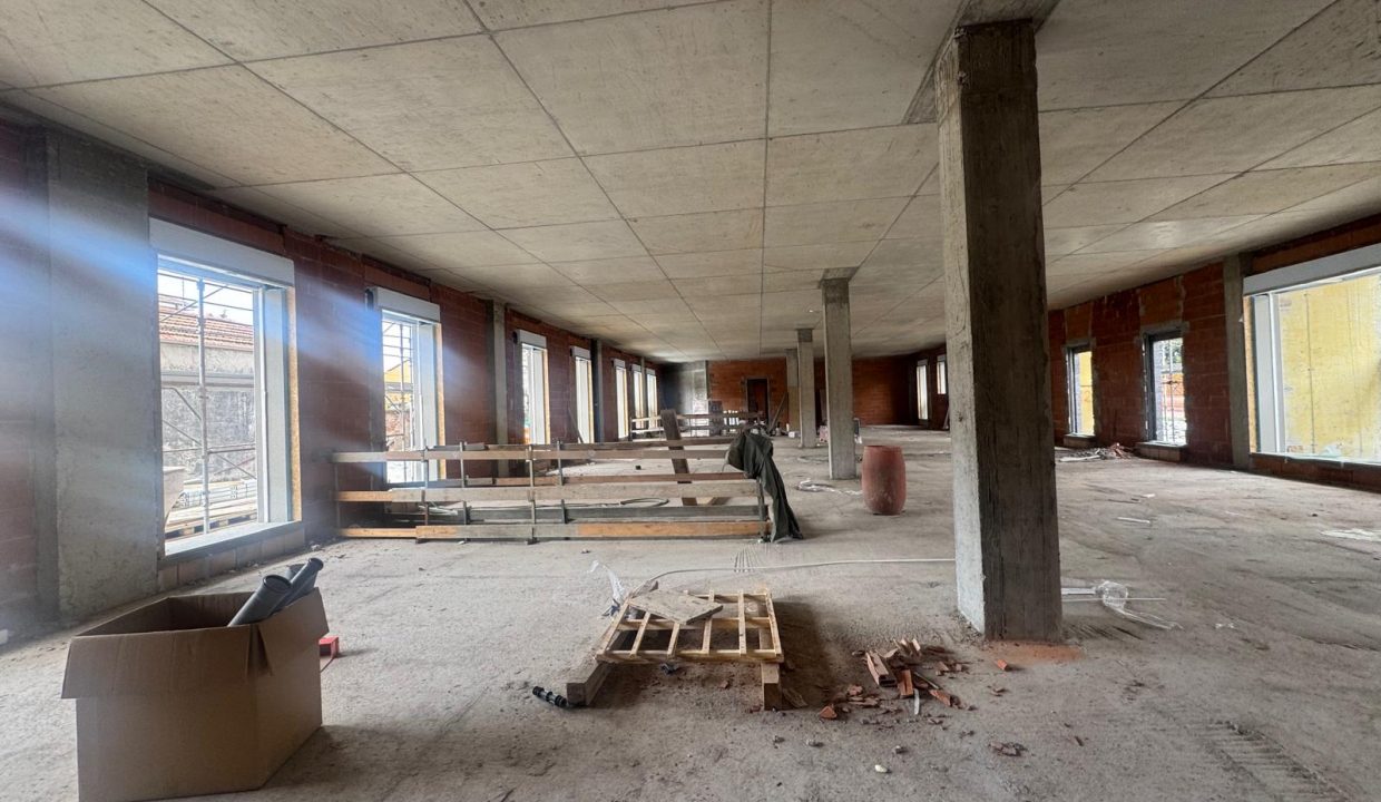 nuova-costruzione-gallarate-milano-stazione-aeroporto-malpensa-giardino