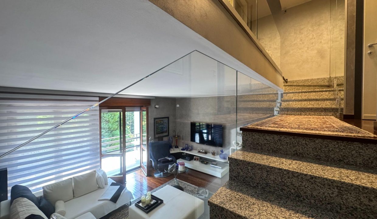 Villa-di-testa-giradino-terrazzo-box-doppio-cassano-magnago-malpensa-milano-varese