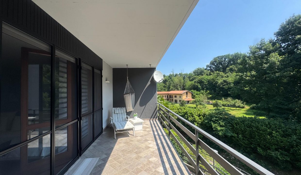 Villa-di-testa-giradino-terrazzo-box-doppio-cassano-magnago-malpensa-milano-varese