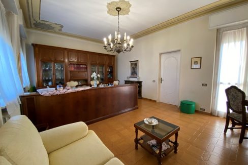 intera-proprietà-cardano-al-campo-malpensa-milano-trilocale