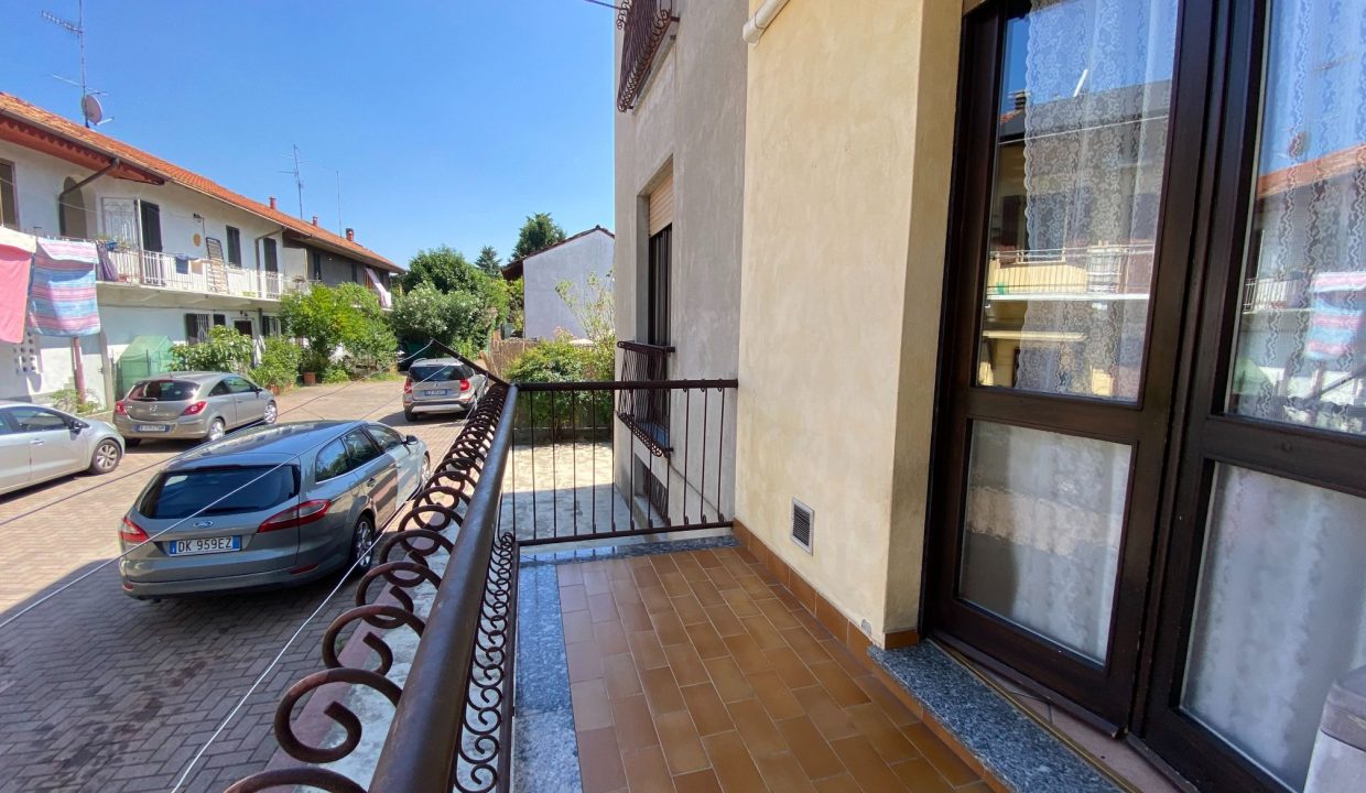 trilocale-gallarate-balcone-box-malpensa-milano