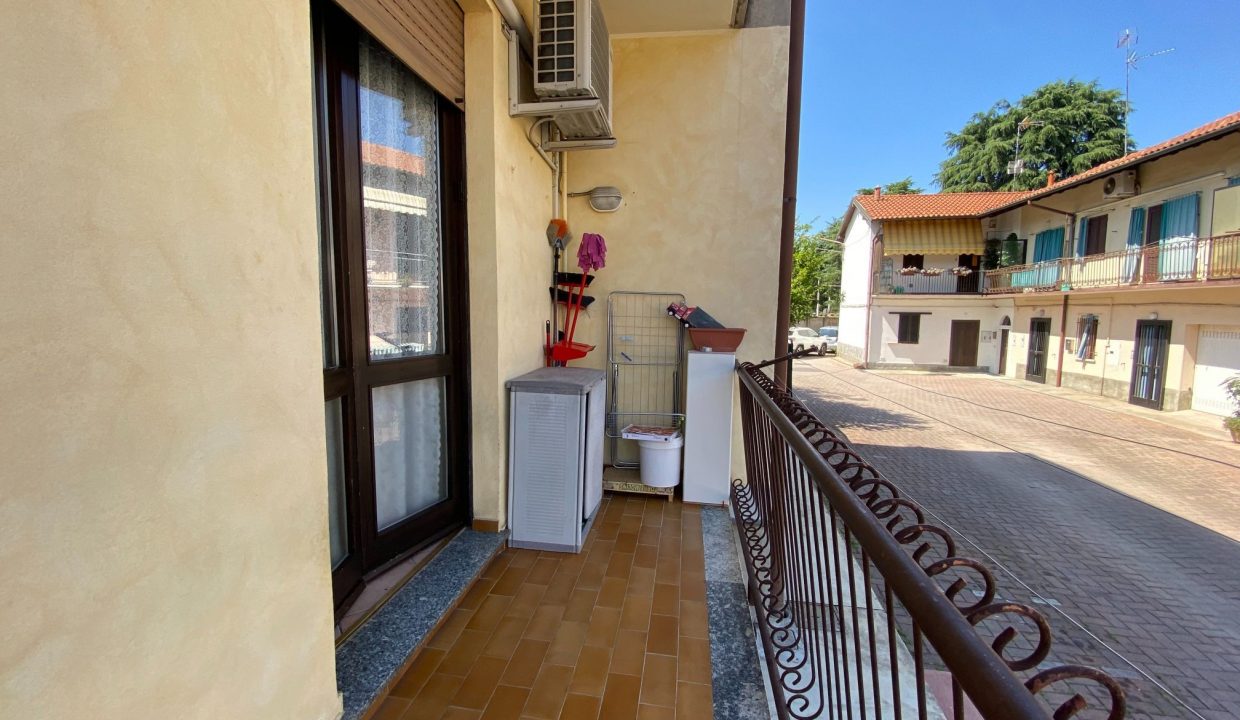 trilocale-gallarate-balcone-box-malpensa-milano
