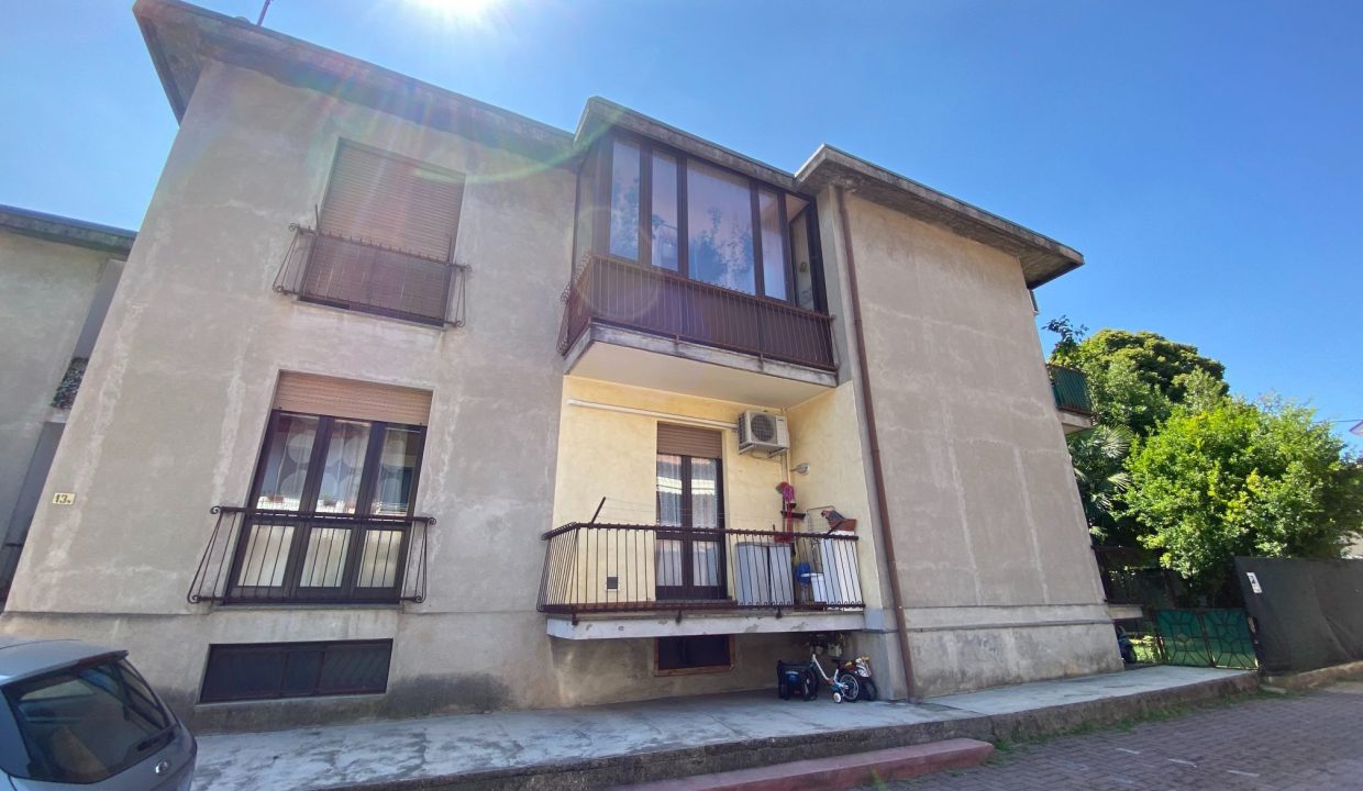 trilocale-gallarate-balcone-box-malpensa-milano